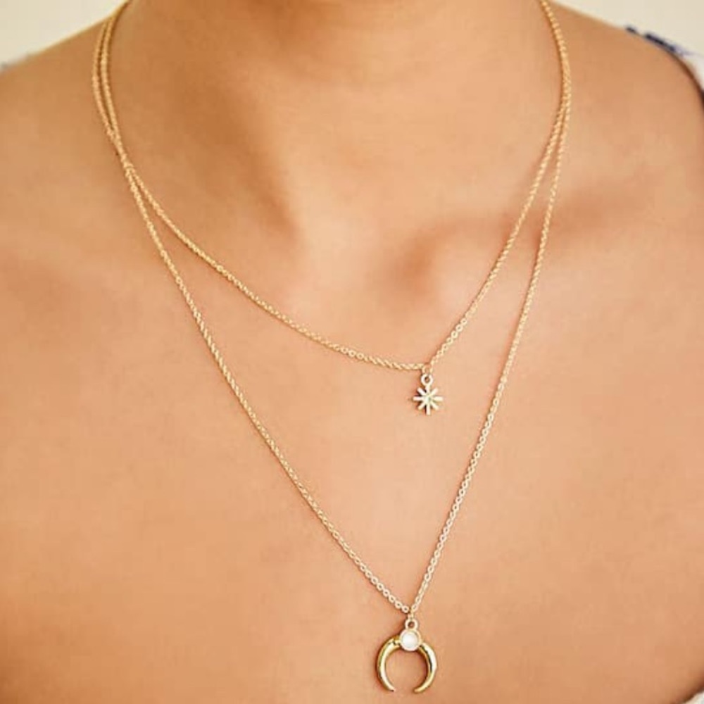 Star & Moon necklace ❤️5/$20 SALE